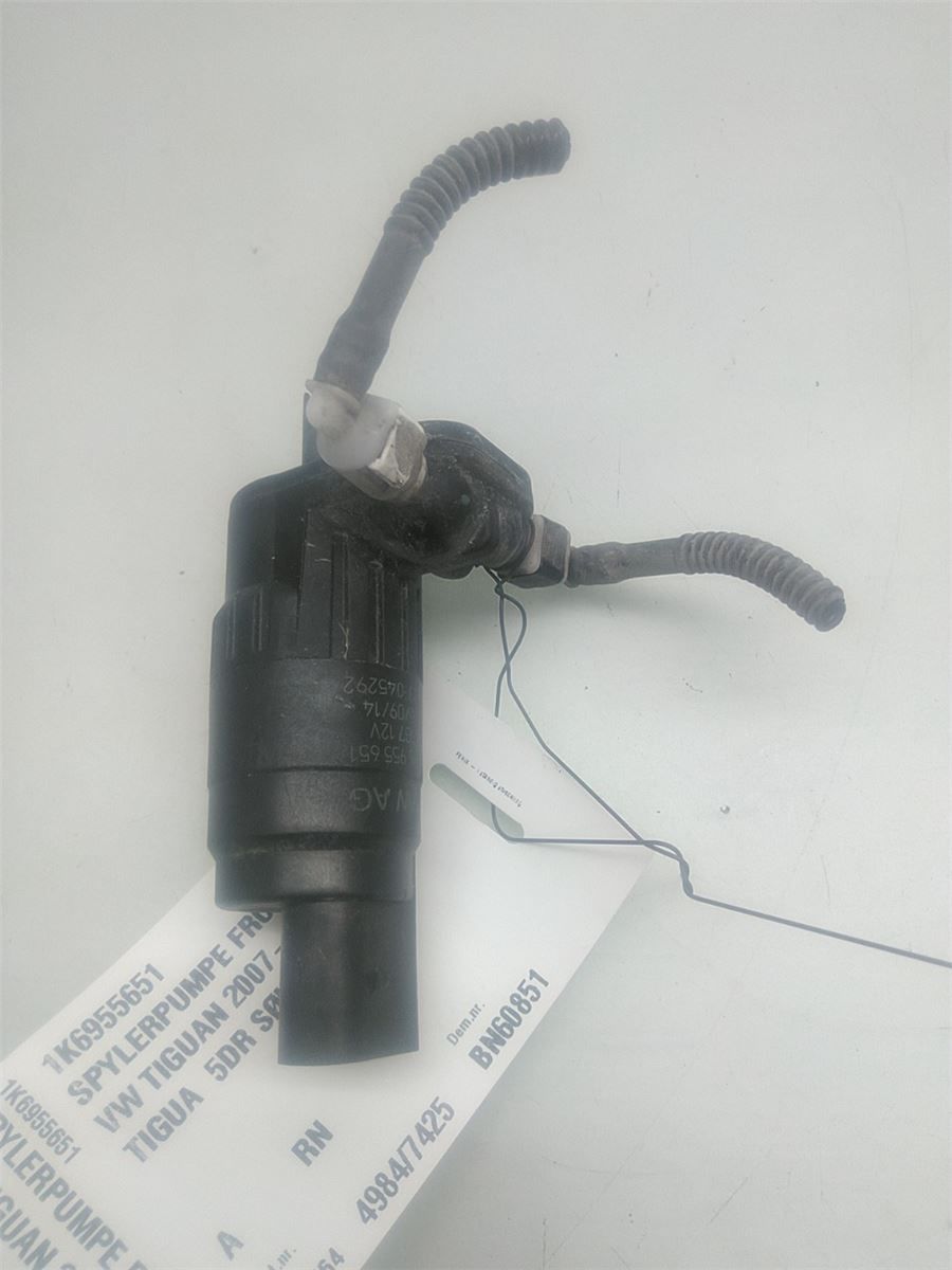 Spylerpumpe Frontrute – bilde 1