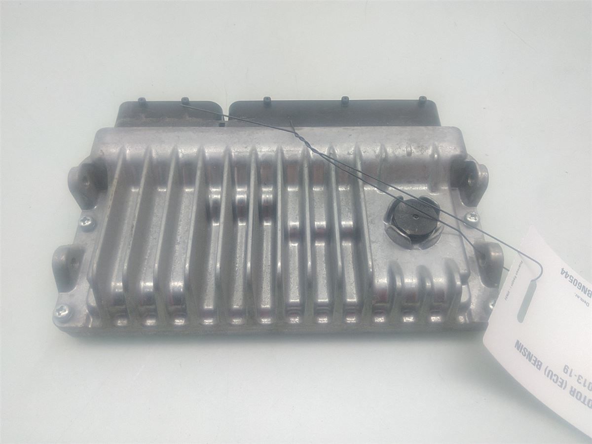 Styreenhet Motor (ECU) Bensin – bilde 1