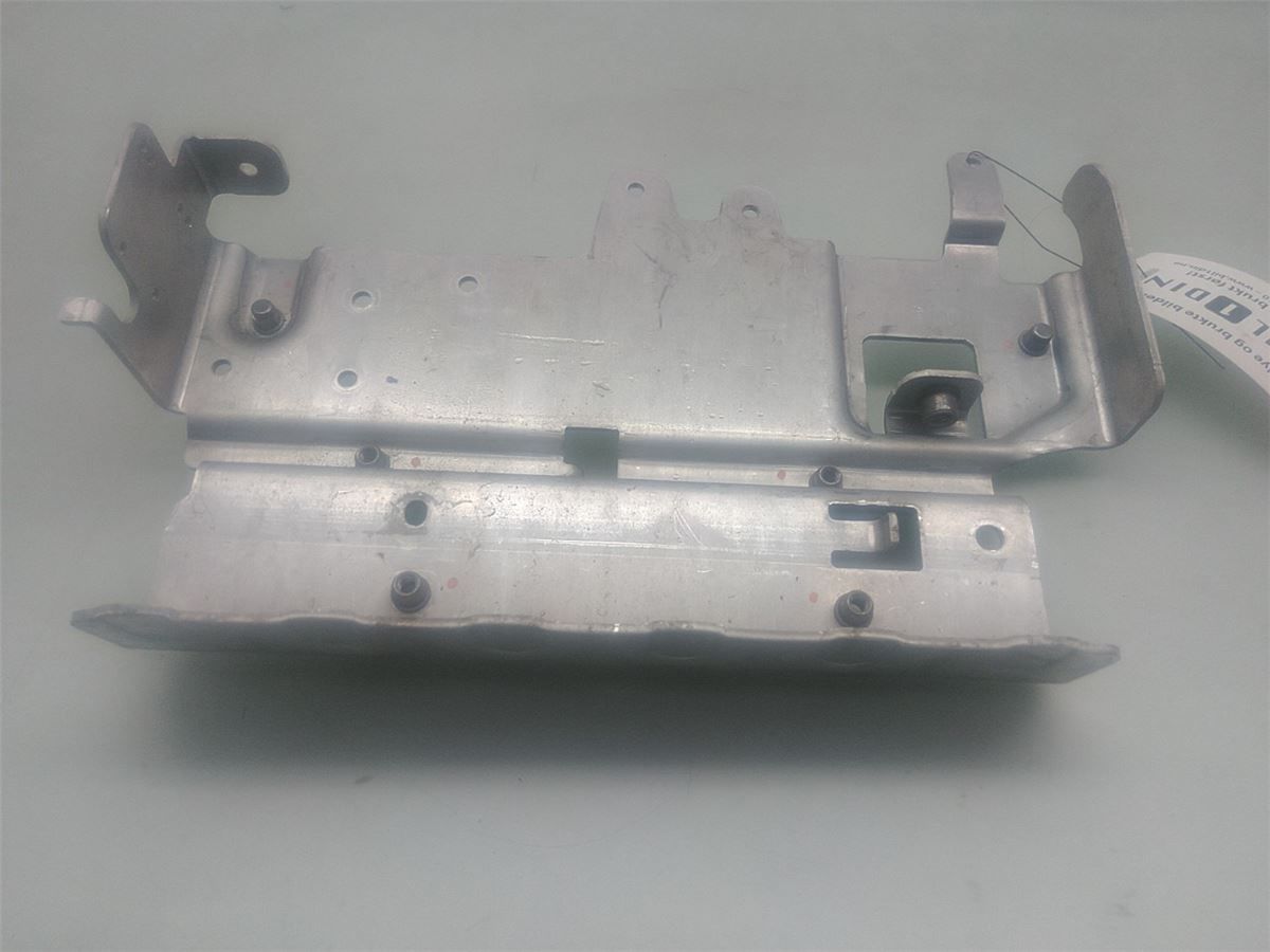 Batterikasse / Feste / Holder – bilde 1