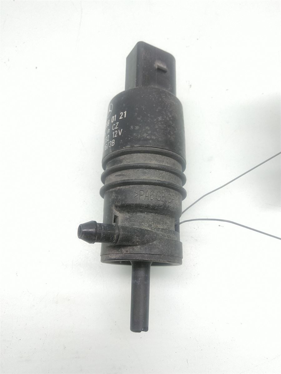 Spylerpumpe Frontrute – bilde 1