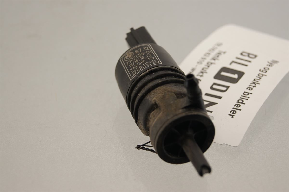 Spylerpumpe Frontrute – bilde 1