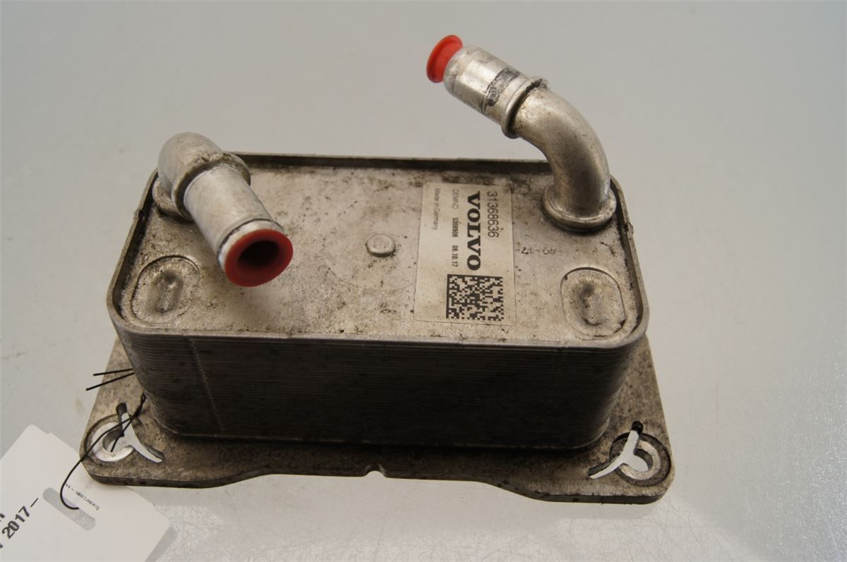Radiator Oljekjøler Motor – bilde 1