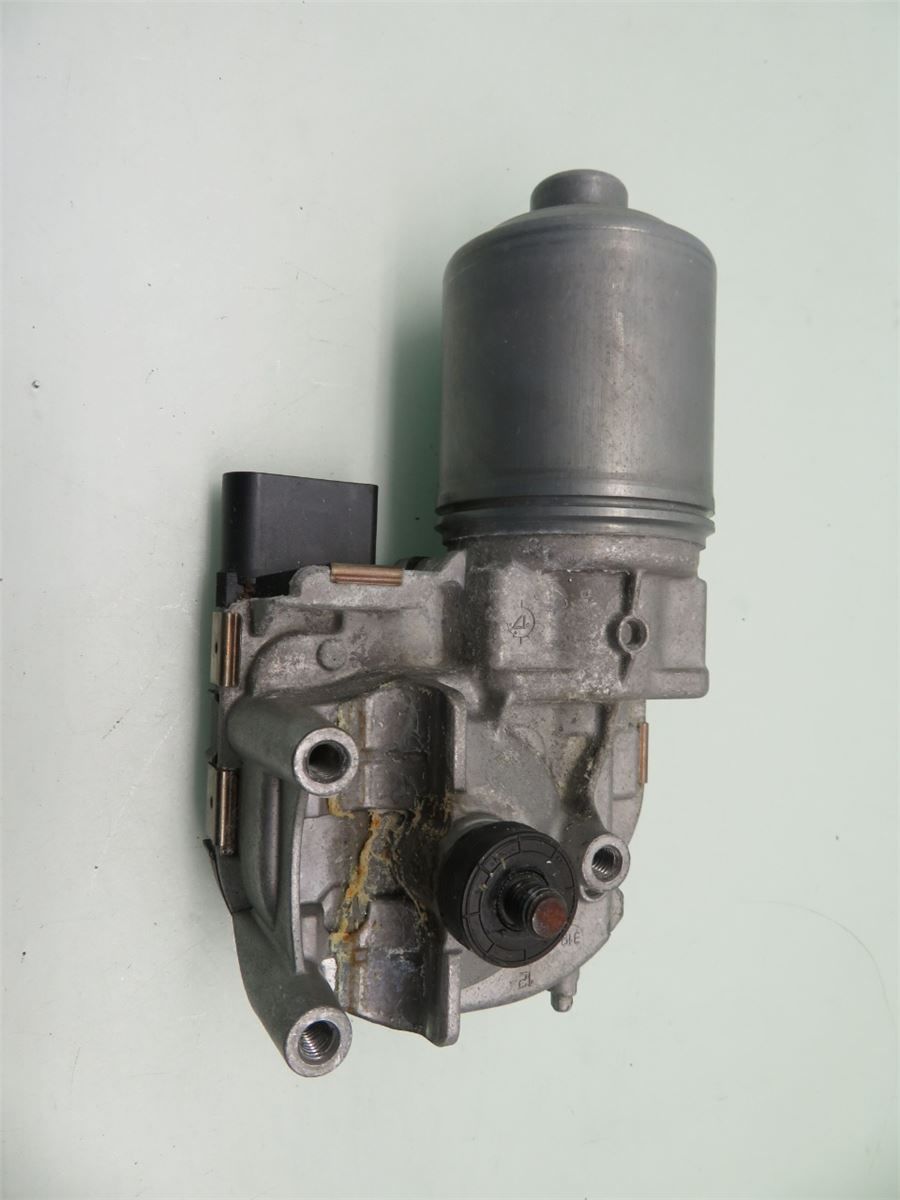 Viskermotor Frontrute – bilde 1