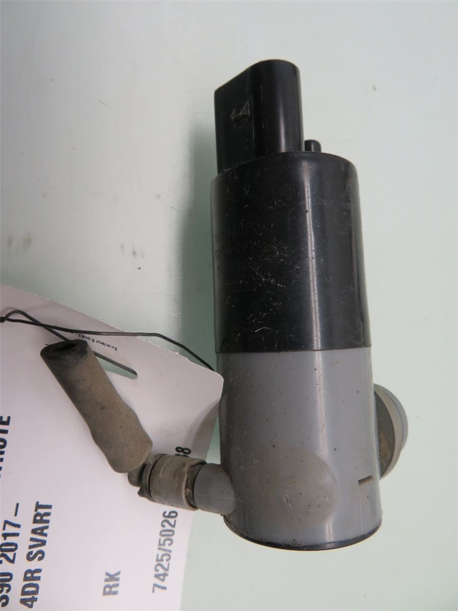 Spylerpumpe Frontrute – bilde 1