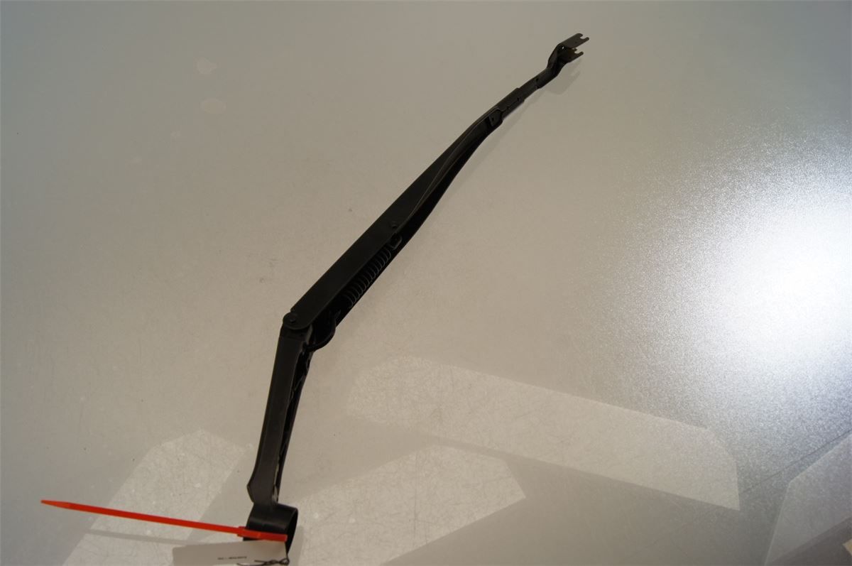 Viskerarm / Armer Frontrute – bilde 1