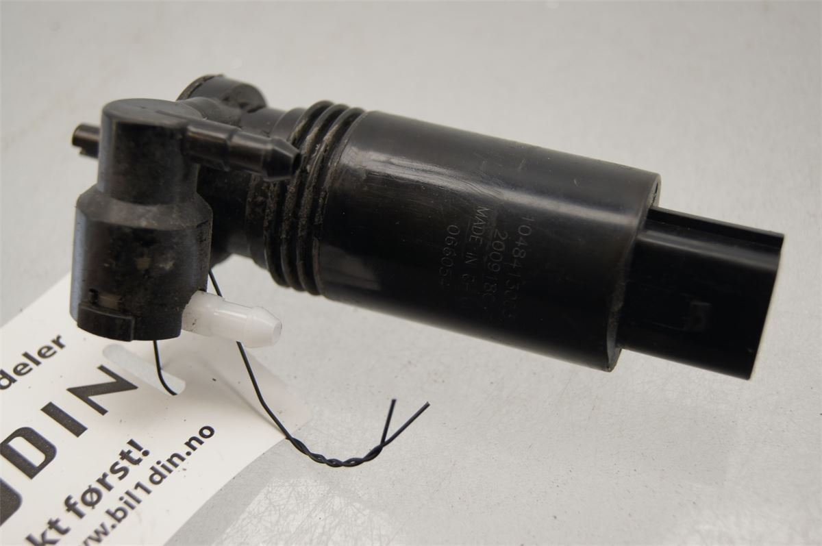 Spylerpumpe Frontrute – bilde 1