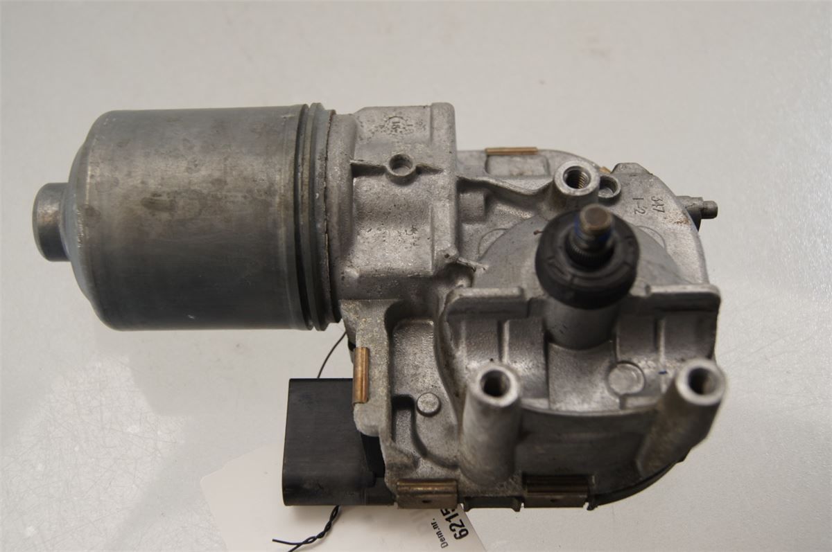 Viskermotor Frontrute – bilde 1