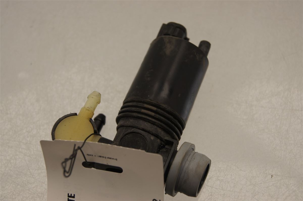 Spylerpumpe Frontrute – bilde 1