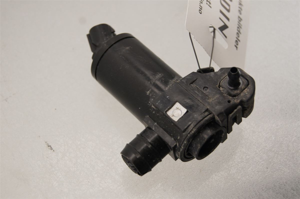 Spylerpumpe Frontrute – bilde 1