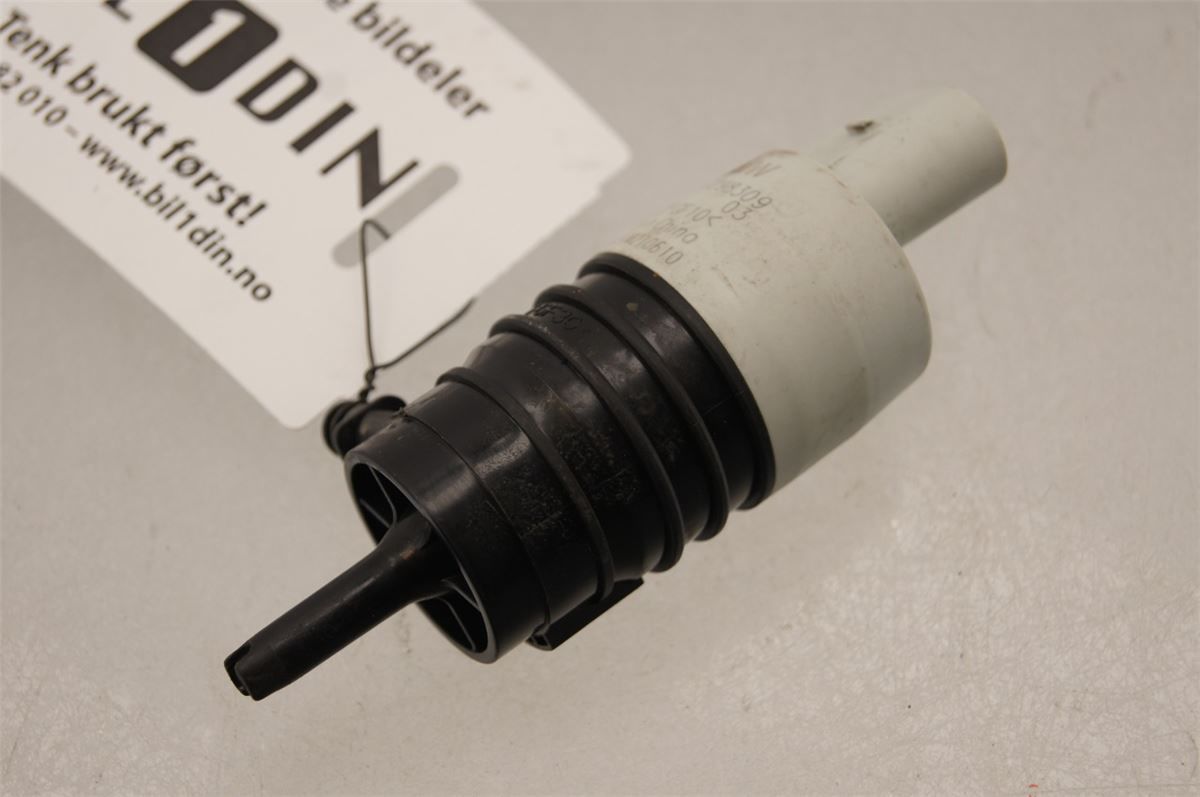 Spylerpumpe Frontrute – bilde 1