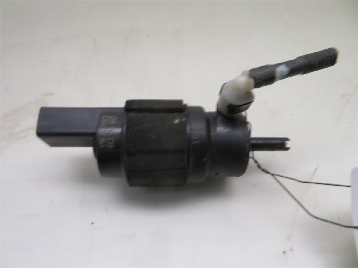 Spylerpumpe Frontrute – bilde 1