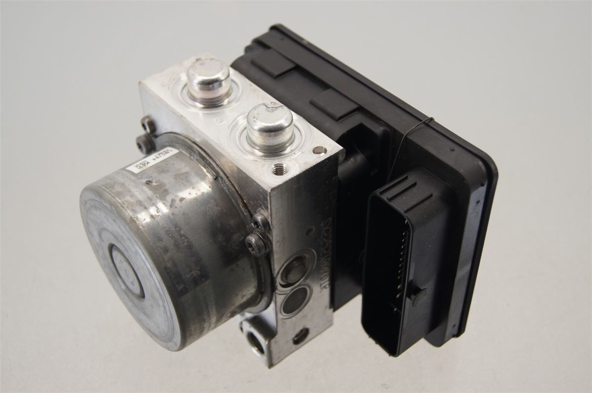 ABS Hydraulikkaggregat – bilde 2