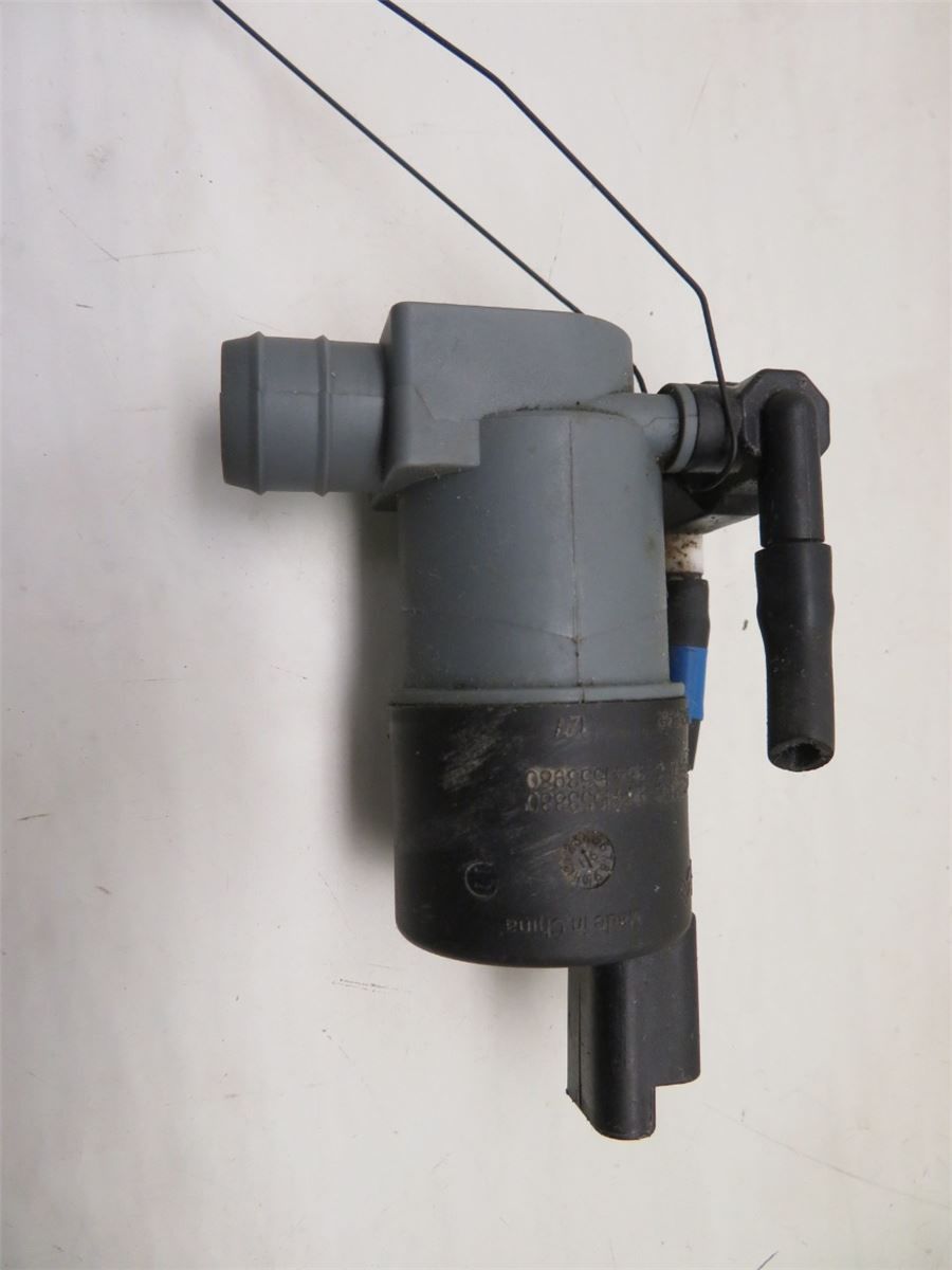 Spylerpumpe Frontrute – bilde 1