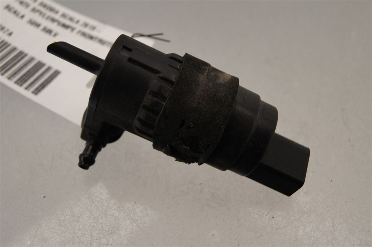 Spylerpumpe Frontrute – bilde 1