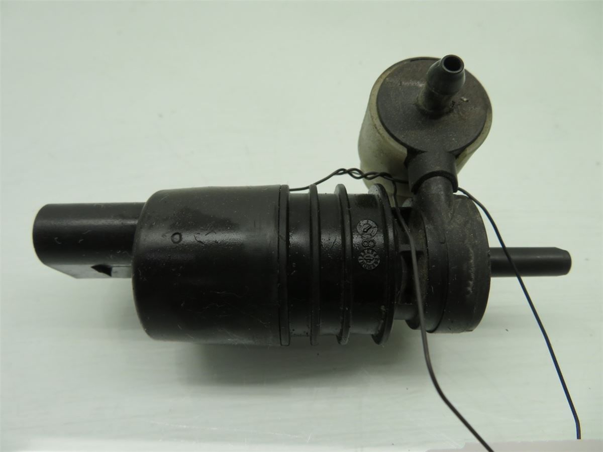 Spylerpumpe Frontrute – bilde 1