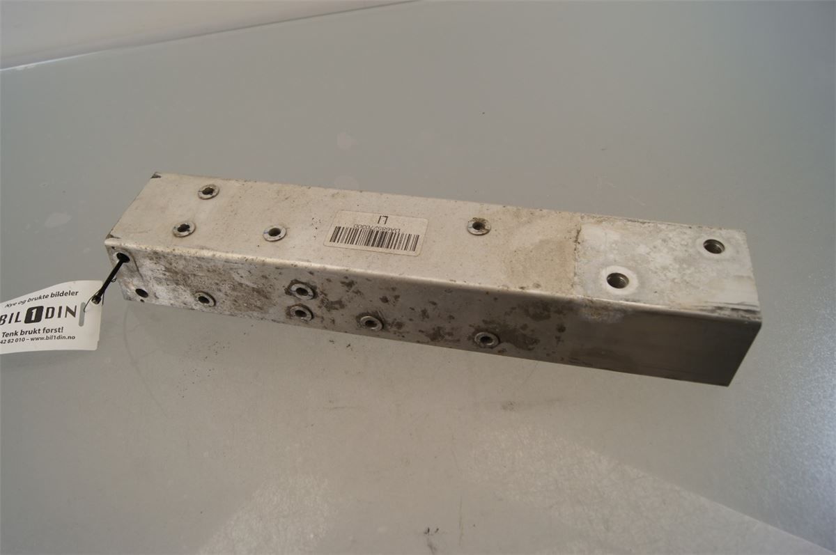 Støtfanger Bak Deform. Element – bilde 1