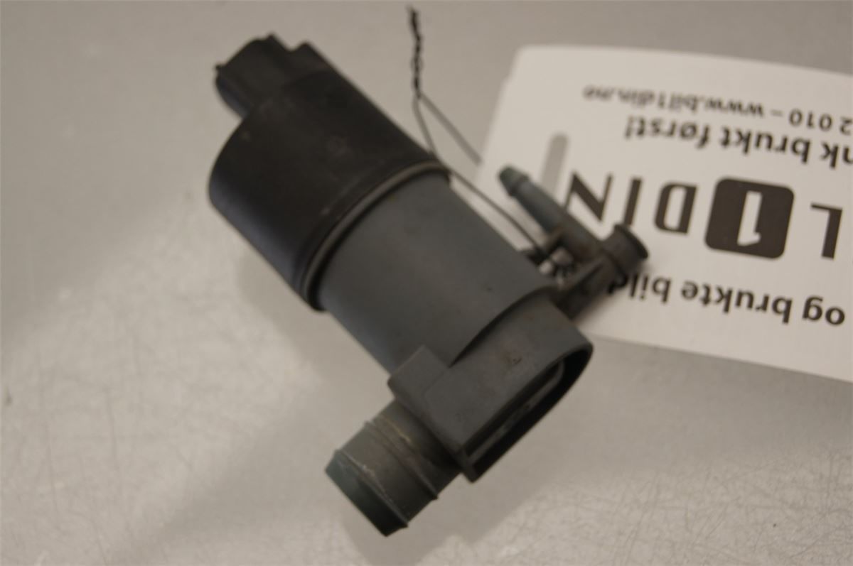 Spylerpumpe Frontrute – bilde 1