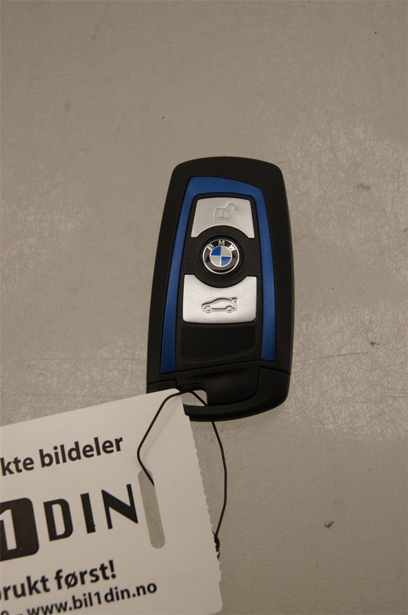 Nøkkel Fjernkontroll /Alarm – bilde 1