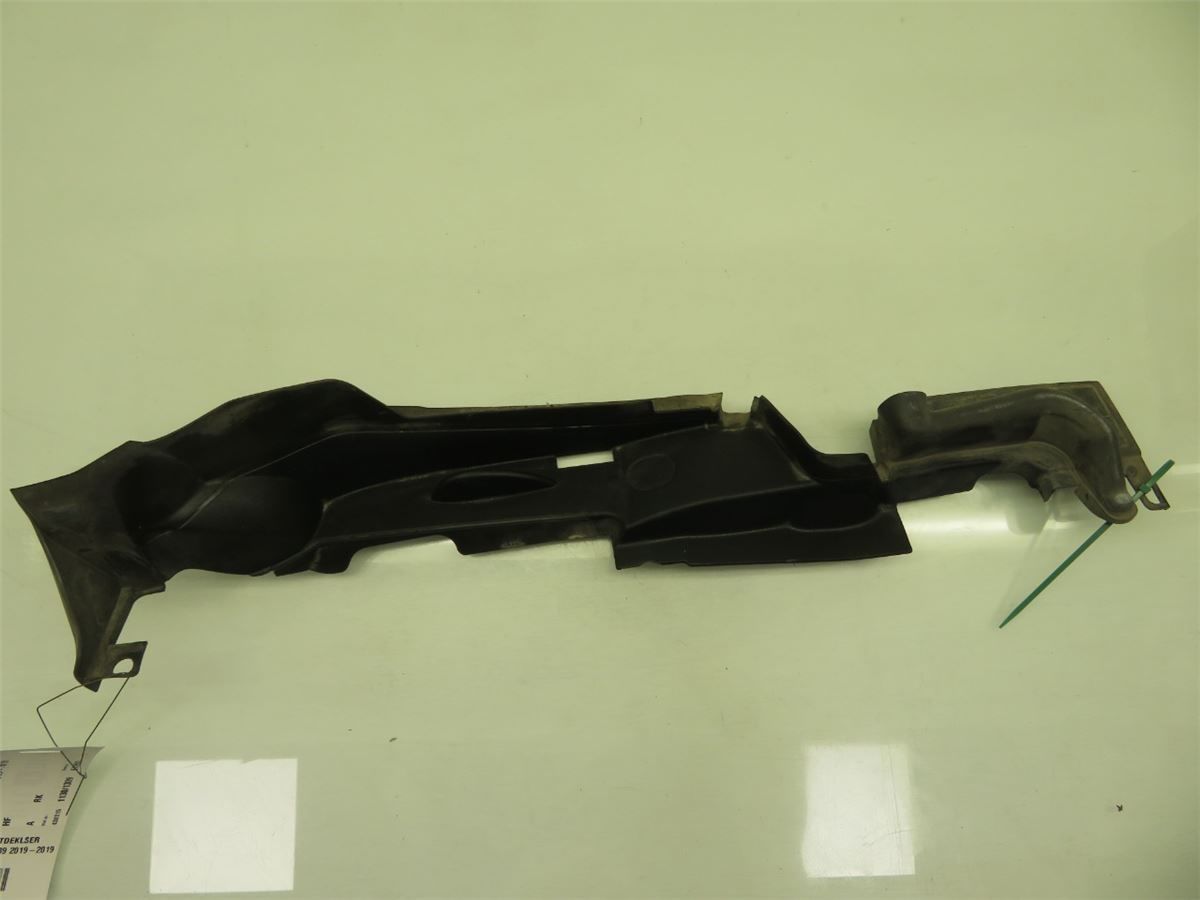 Front Plastdeklser – bilde 1