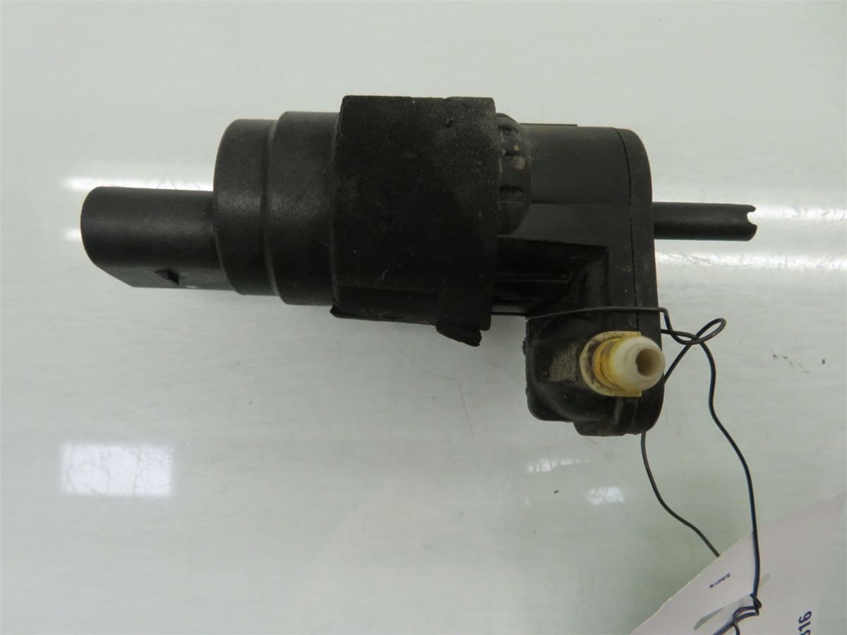 Spylerpumpe Frontrute – bilde 1
