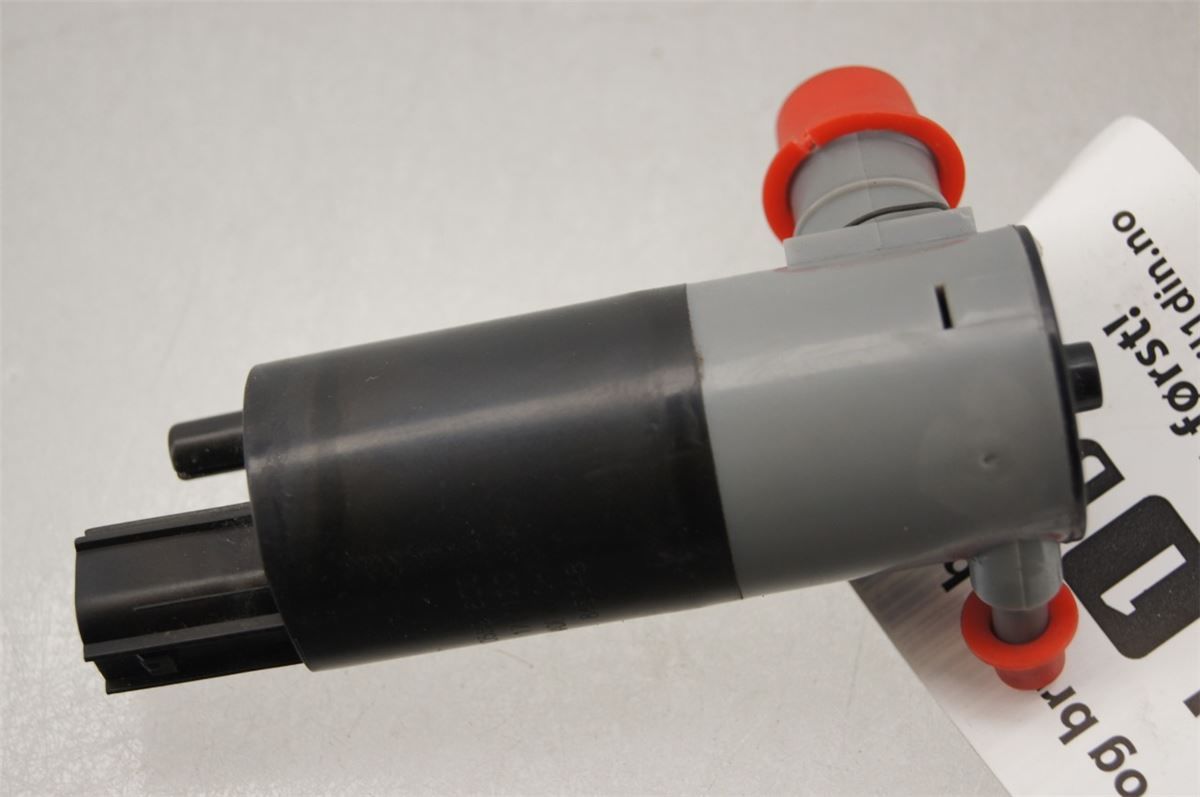 Spylerpumpe Frontrute – bilde 1