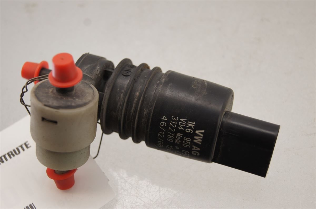 Spylerpumpe Frontrute – bilde 1