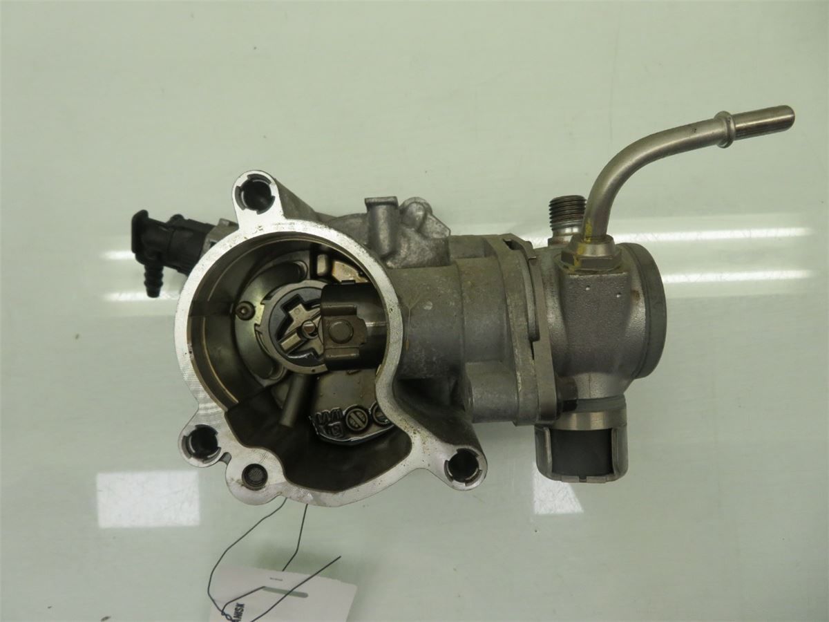 Drivstoffpumpe Mekanisk – bilde 1