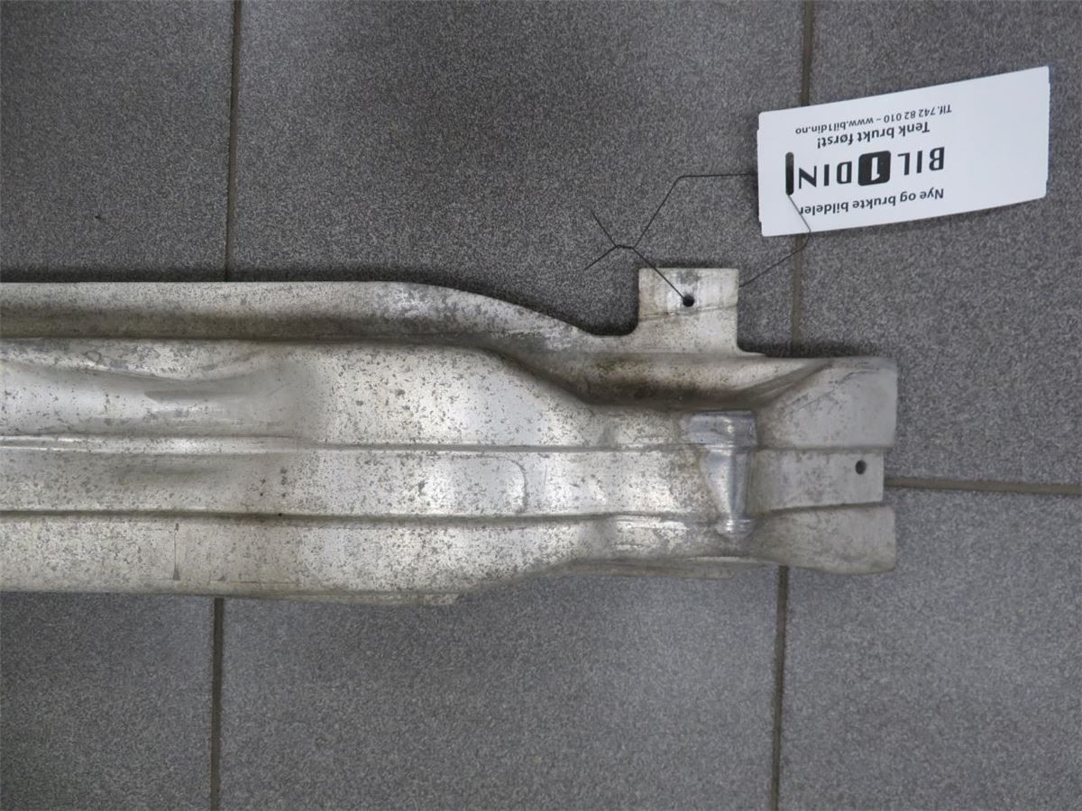 Støtfanger Foran Bjelke – bilde 2
