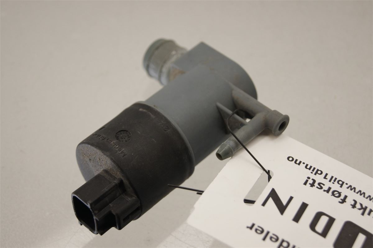 Spylerpumpe Frontrute – bilde 1