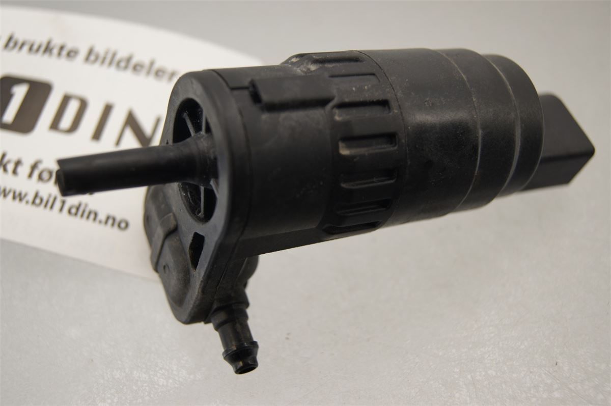 Spylerpumpe Frontrute – bilde 1