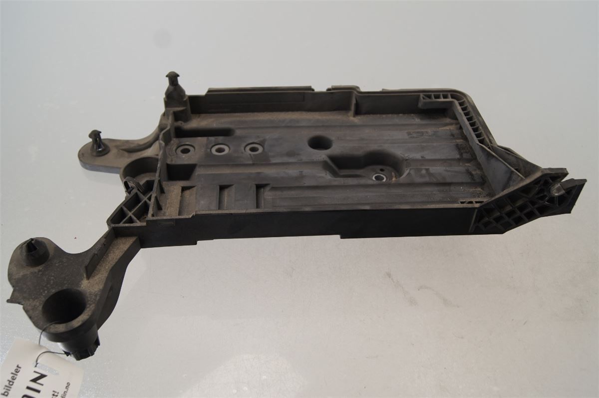 Batterikasse / Feste / Holder – bilde 1