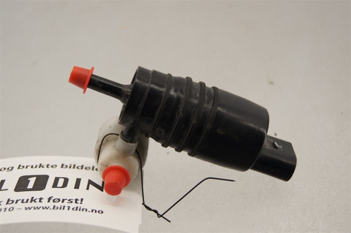 Spylerpumpe Frontrute – bilde 1