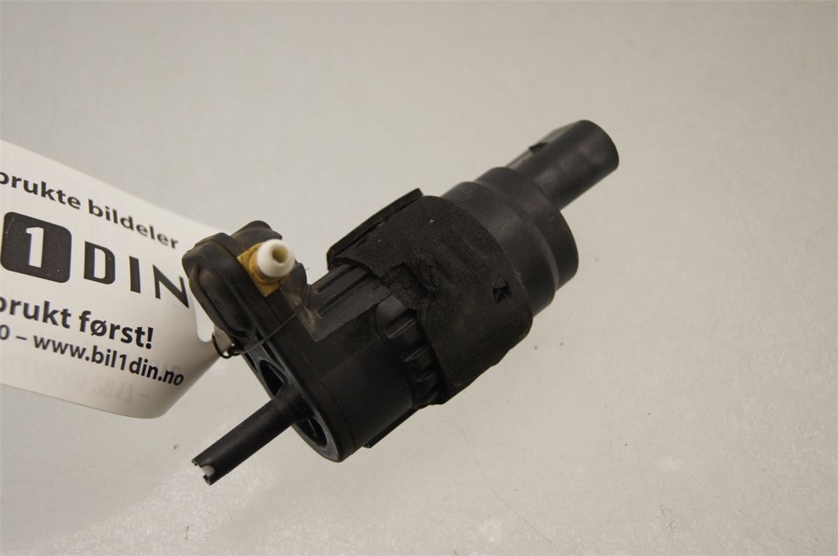 Spylerpumpe Frontrute – bilde 1
