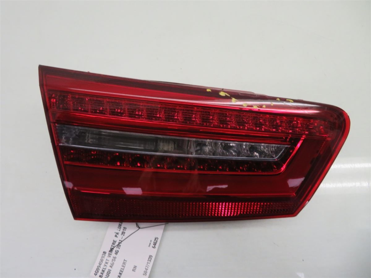 Baklykt Venstre  På Luke(Indre – bilde 1