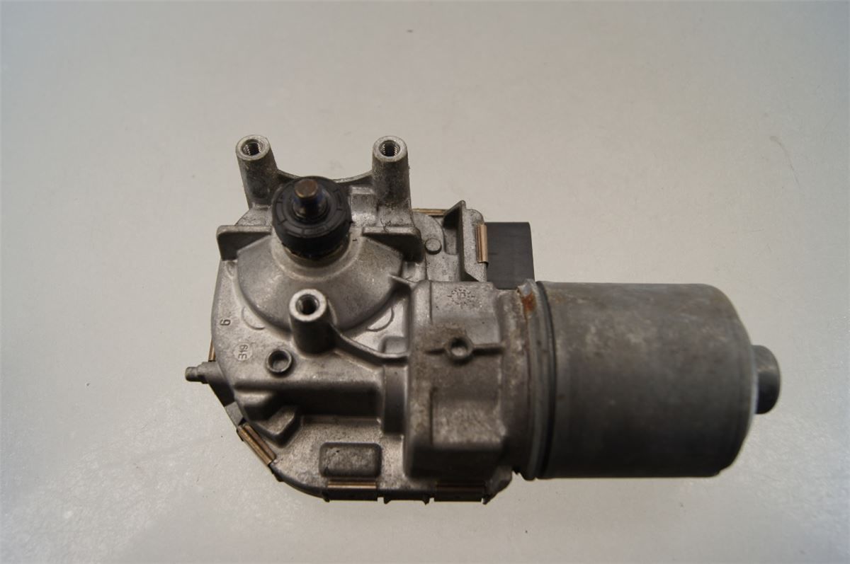 Viskermotor Frontrute – bilde 1