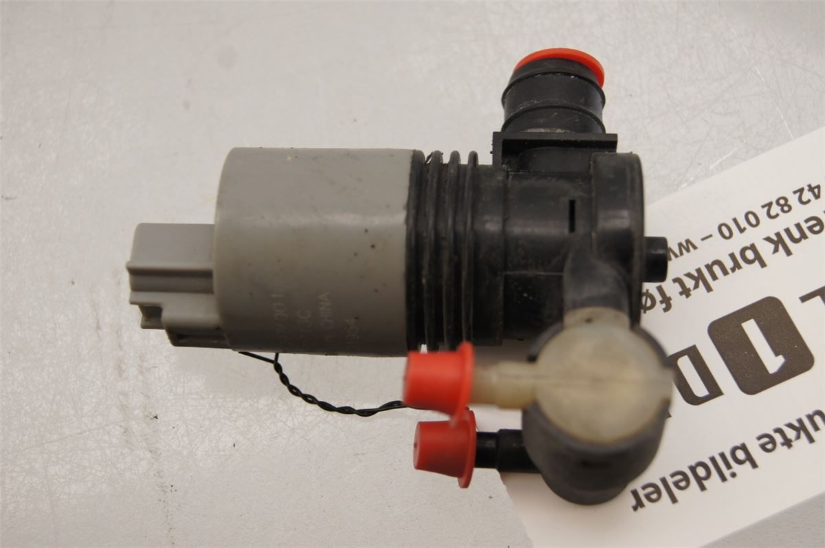 Spylerpumpe Frontrute – bilde 1