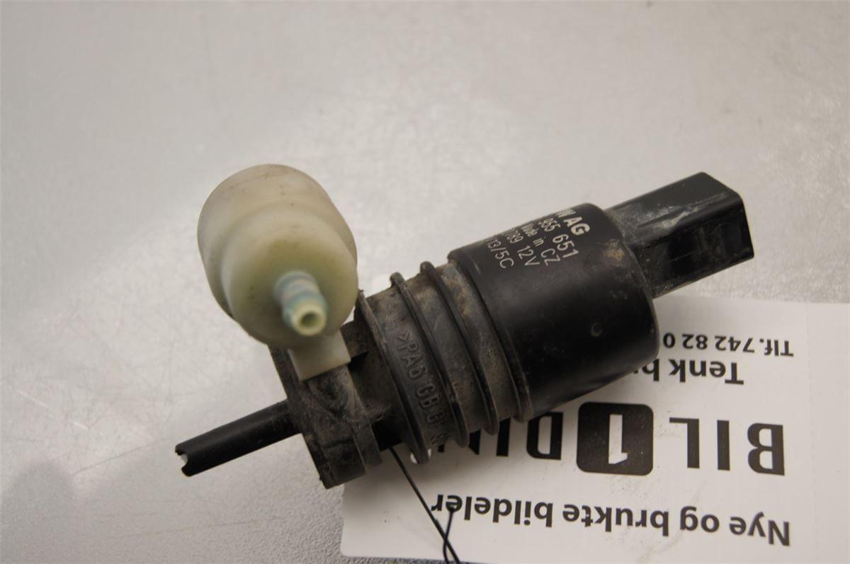 Spylerpumpe Frontrute – bilde 1