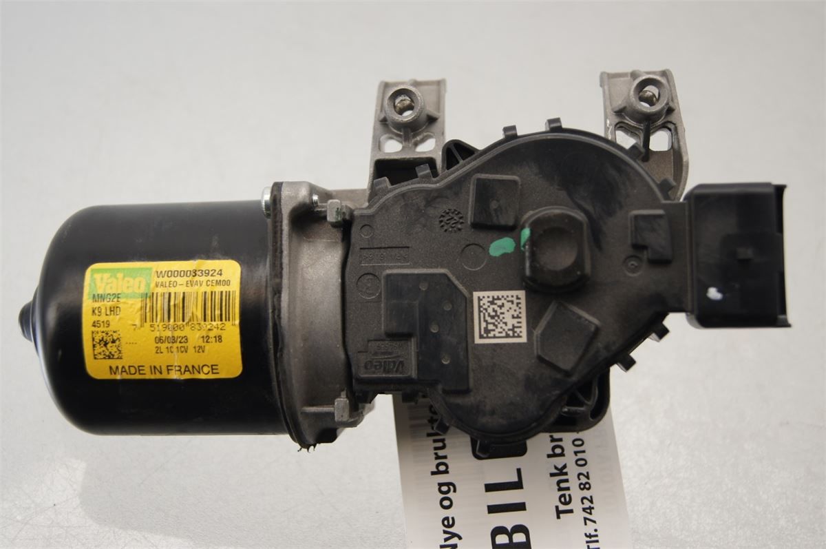 Viskermotor Frontrute – bilde 1