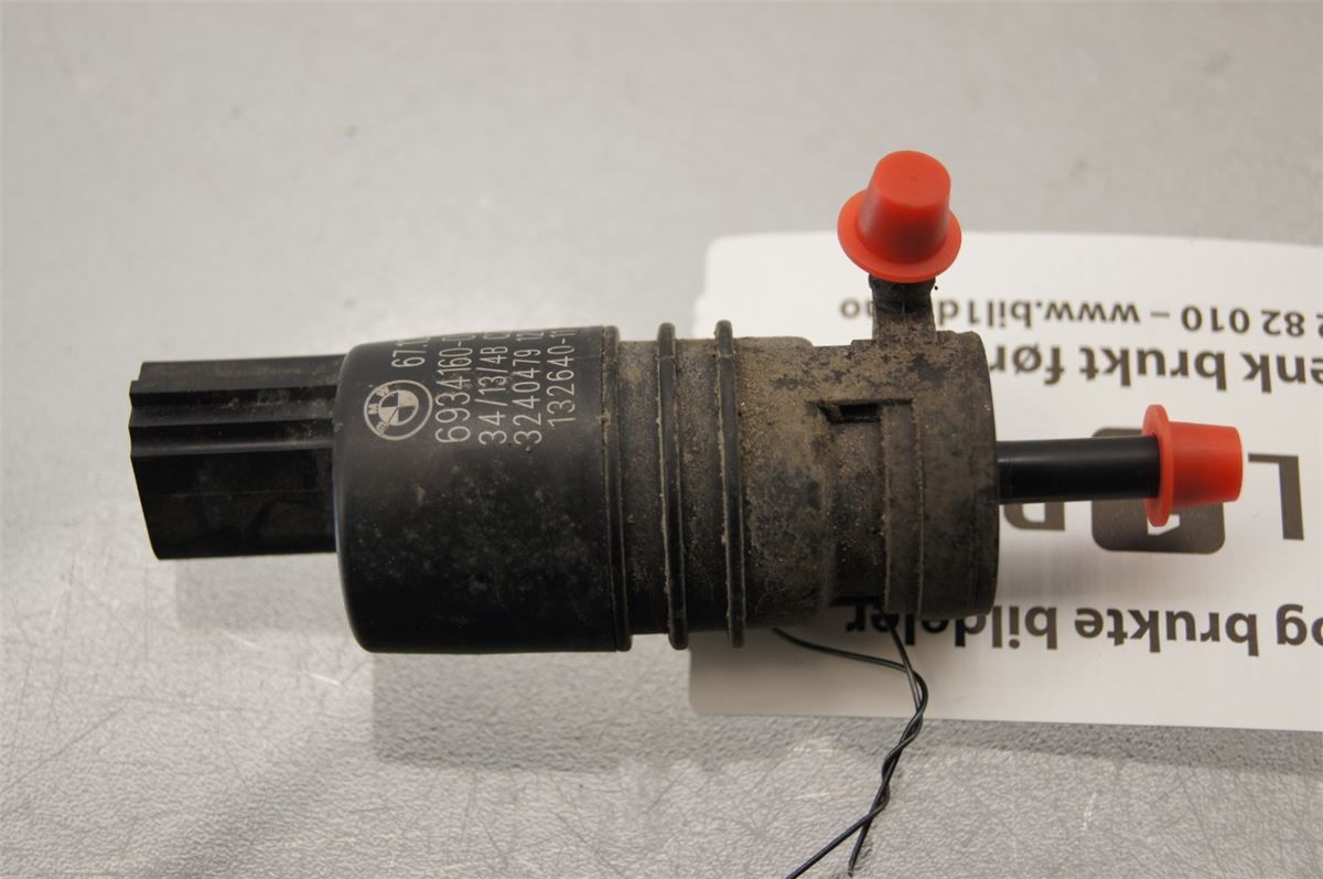 Spylerpumpe Frontrute – bilde 1