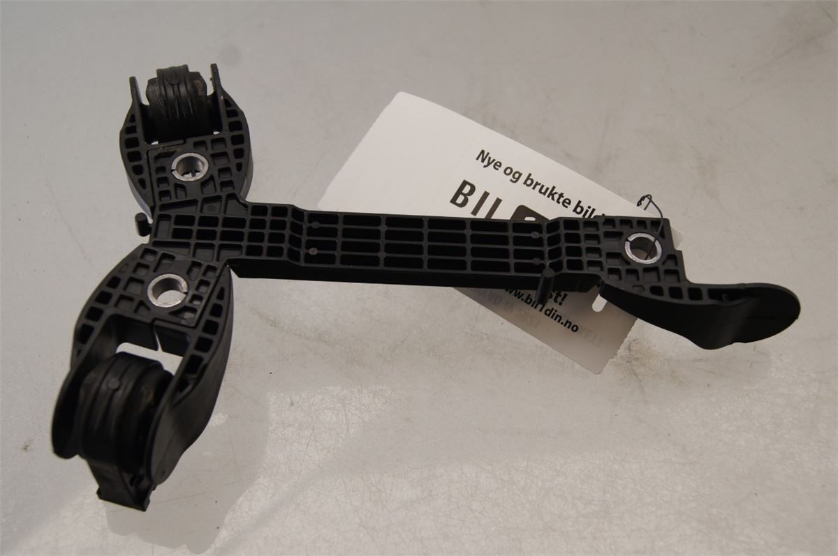 AC Kompressor/Festebrakett – bilde 1