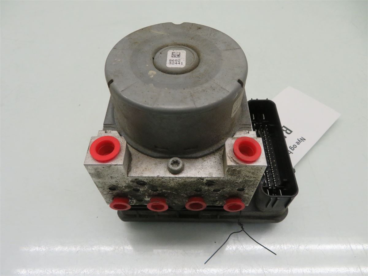 ABS Hydraulikkaggregat – bilde 1