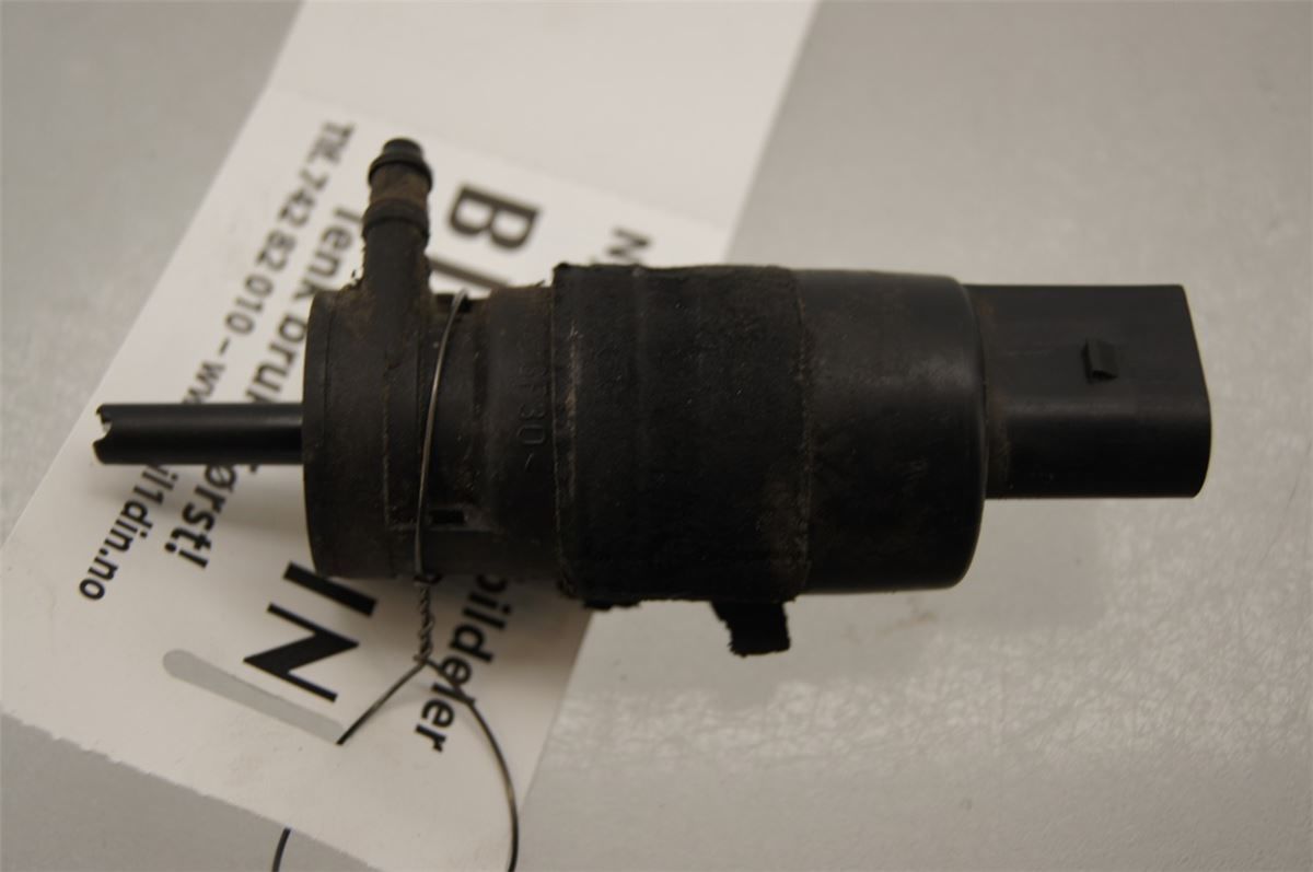 Spylerpumpe Frontrute – bilde 1