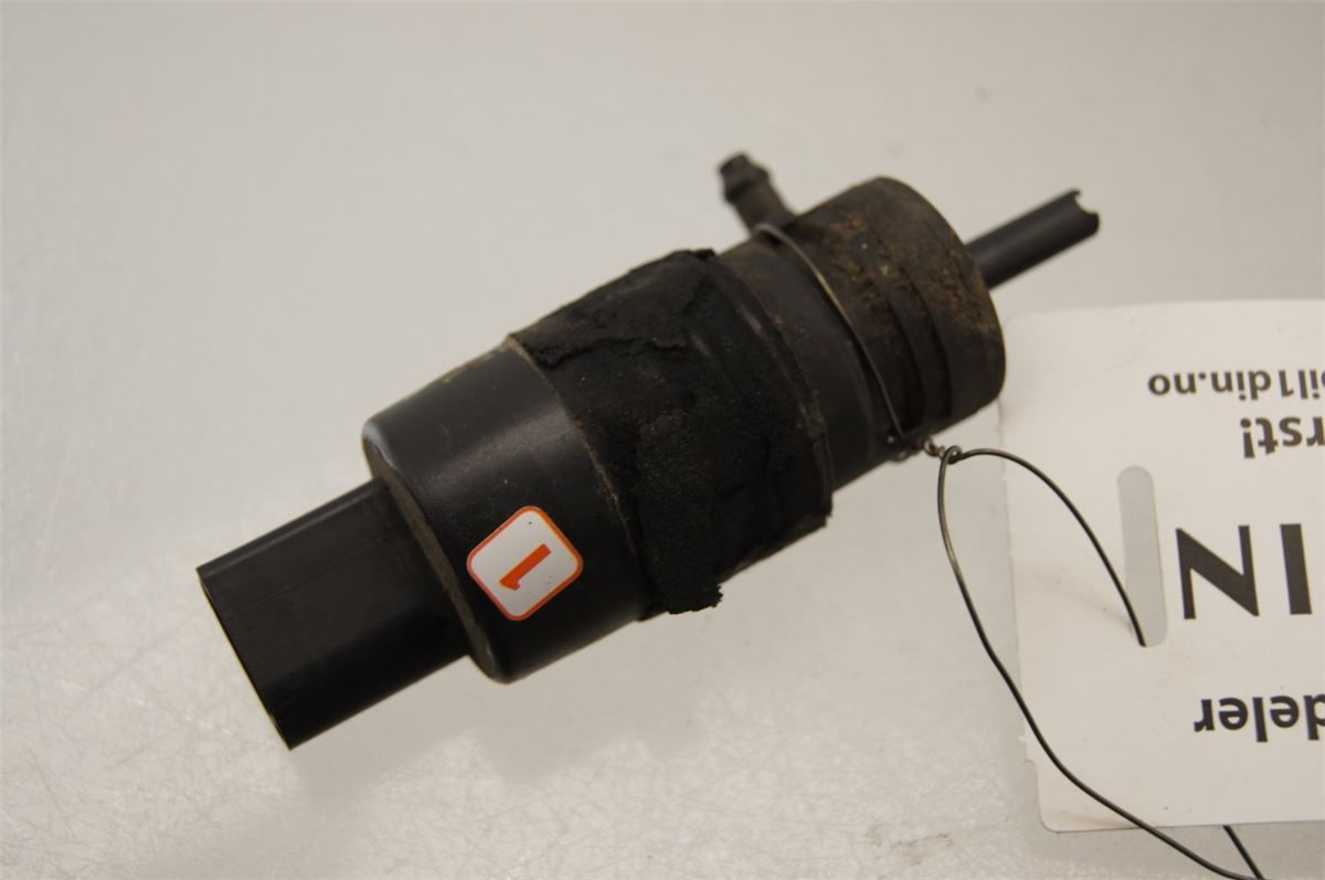 Spylerpumpe Frontrute – bilde 2
