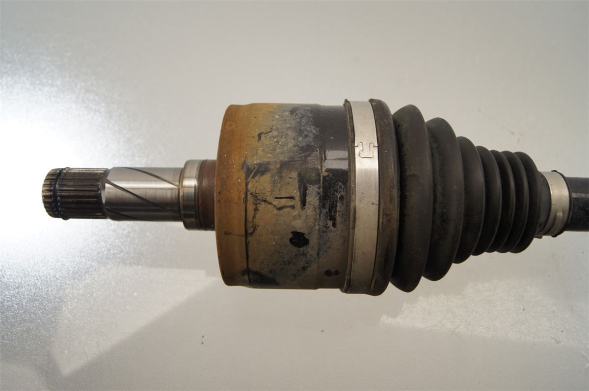 Drivaksel Foran Kompl V = H – bilde 3