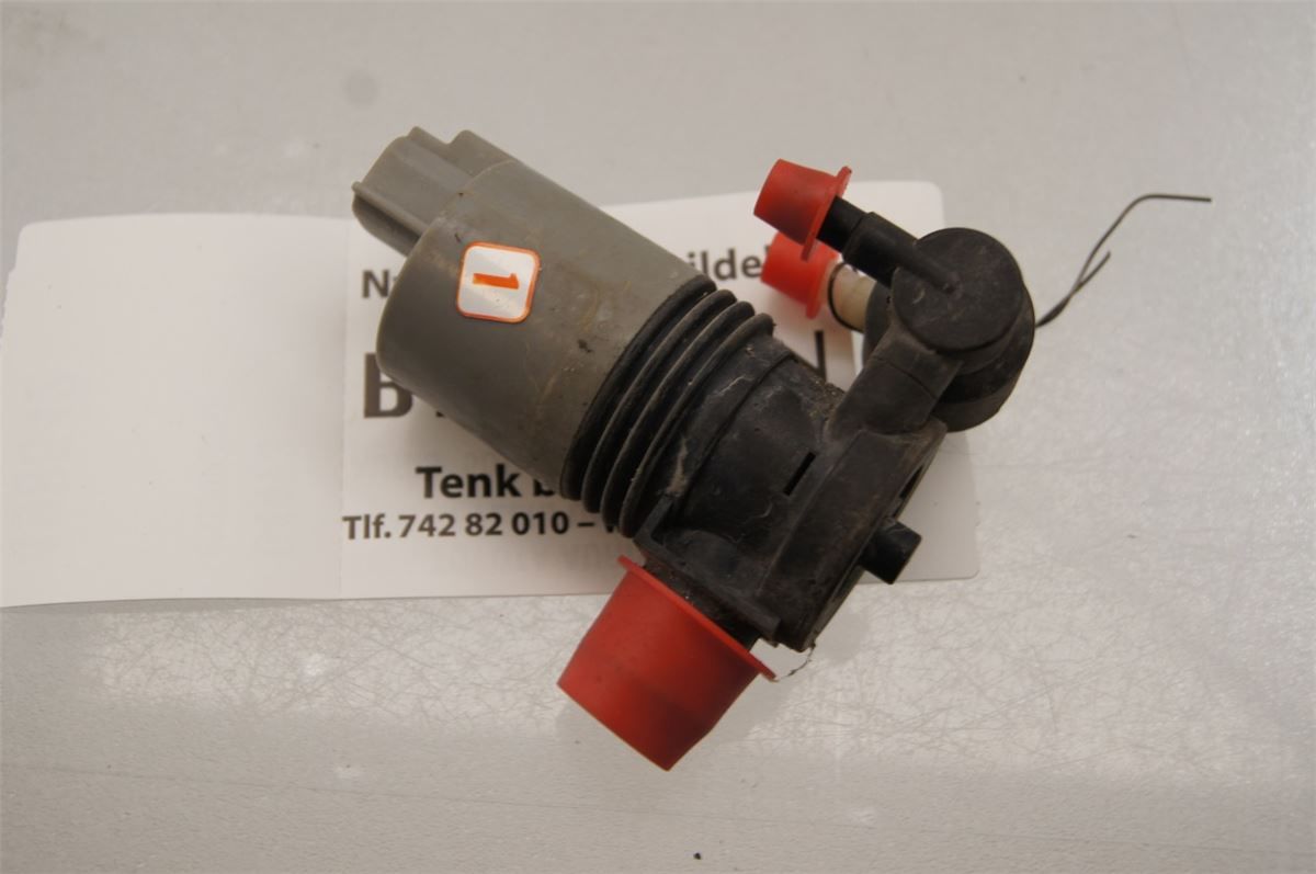 Spylerpumpe Frontrute – bilde 4