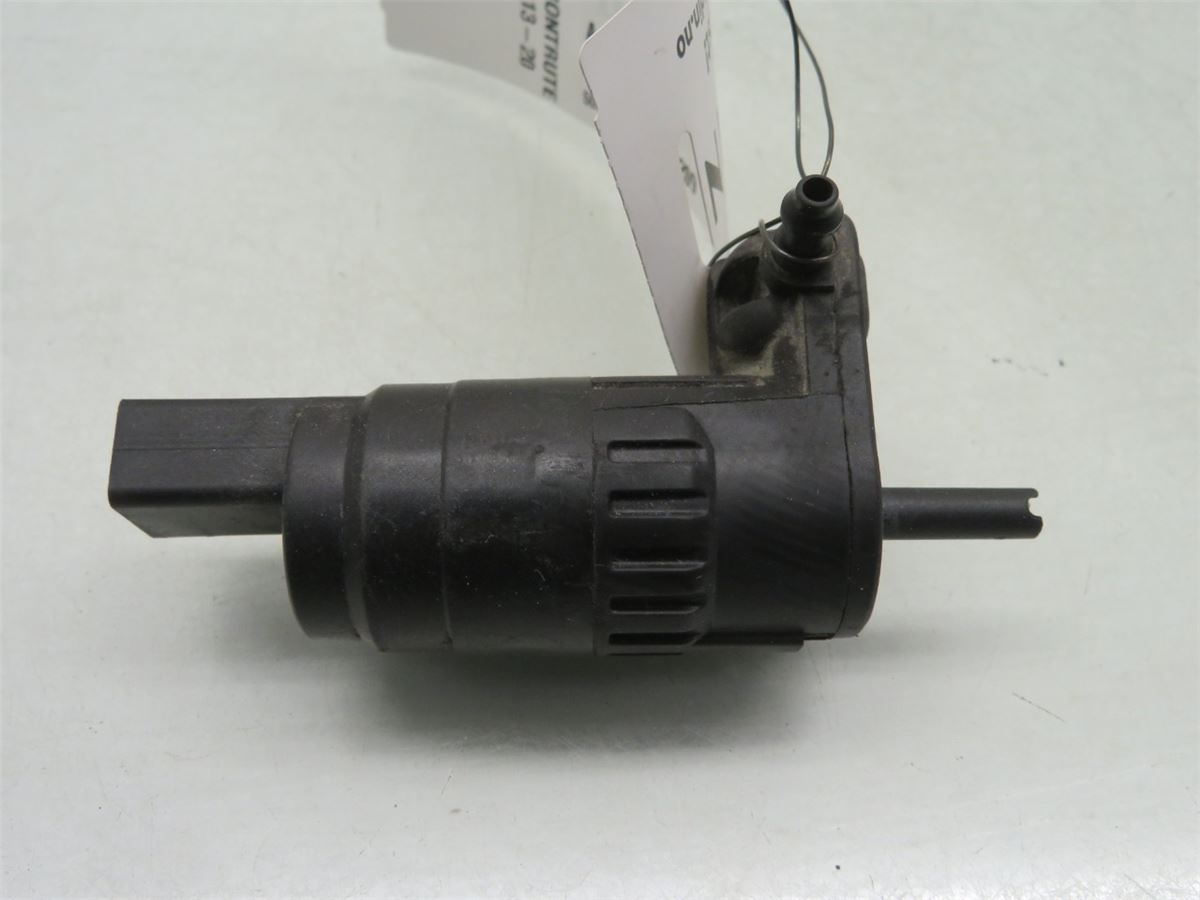 Spylerpumpe Frontrute – bilde 1