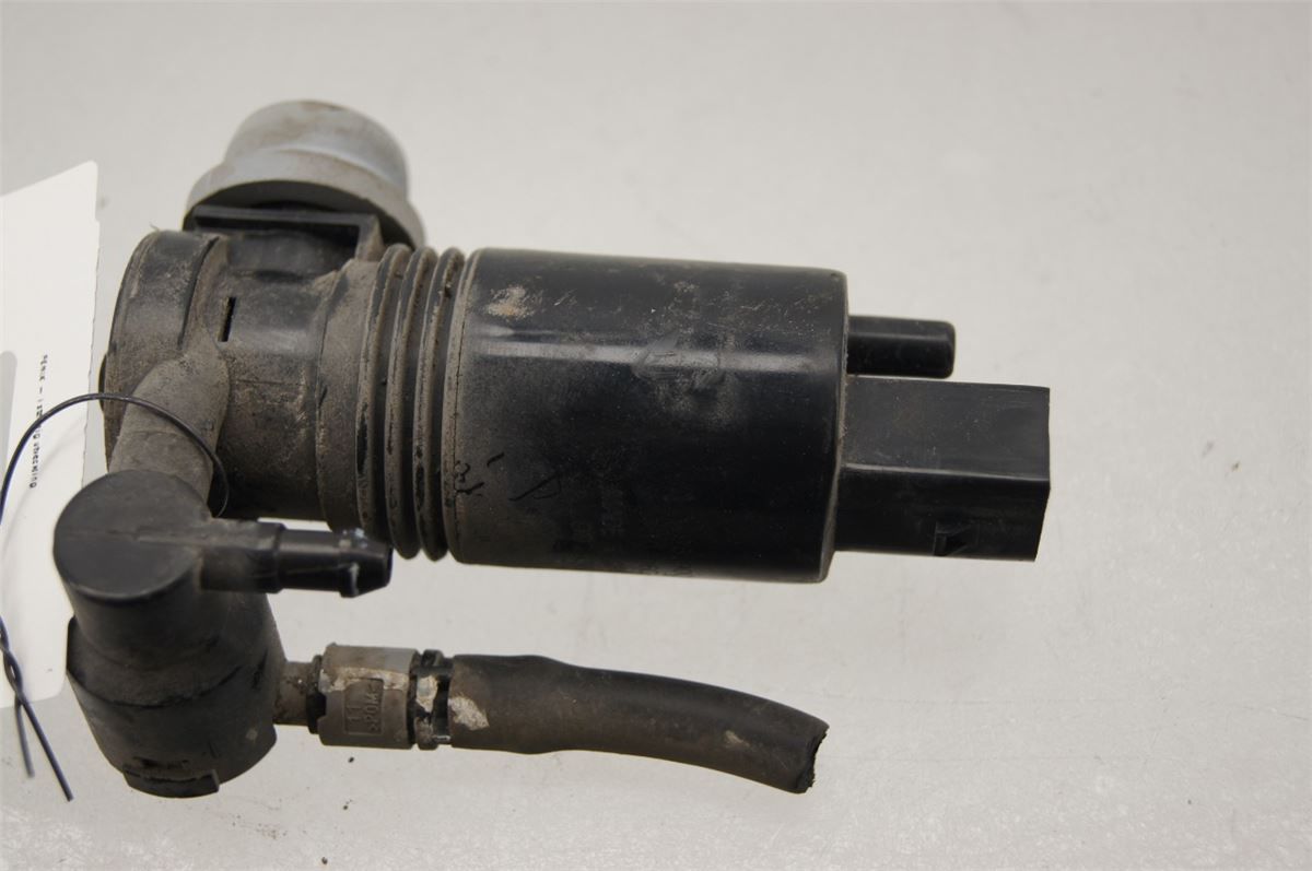 Spylerpumpe Frontrute – bilde 1
