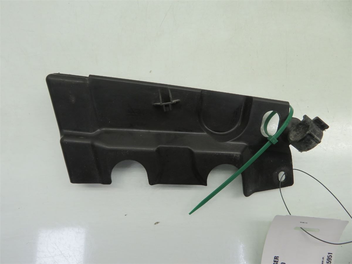 Front Plastdeklser – bilde 1