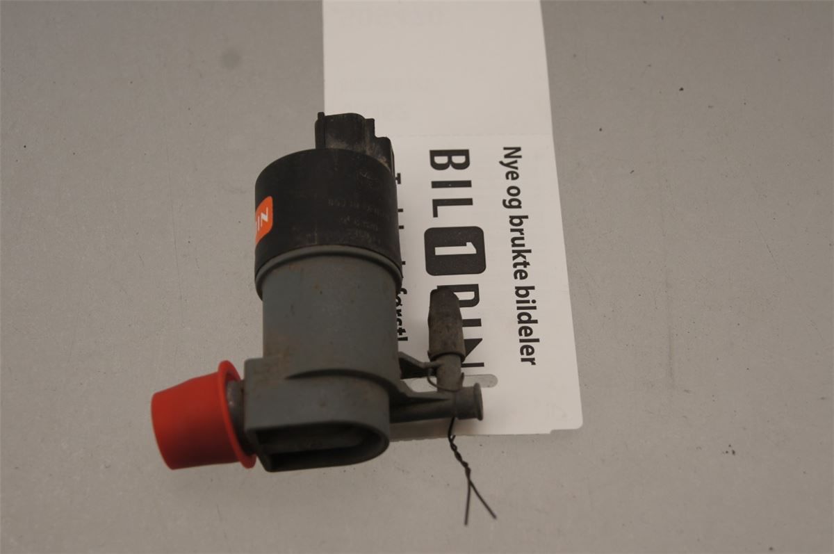 Spylerpumpe Frontrute – bilde 1