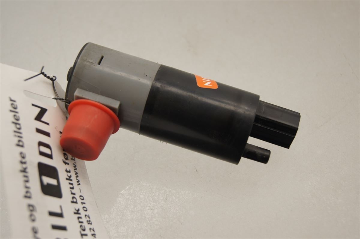 Spylerpumpe Frontrute – bilde 1